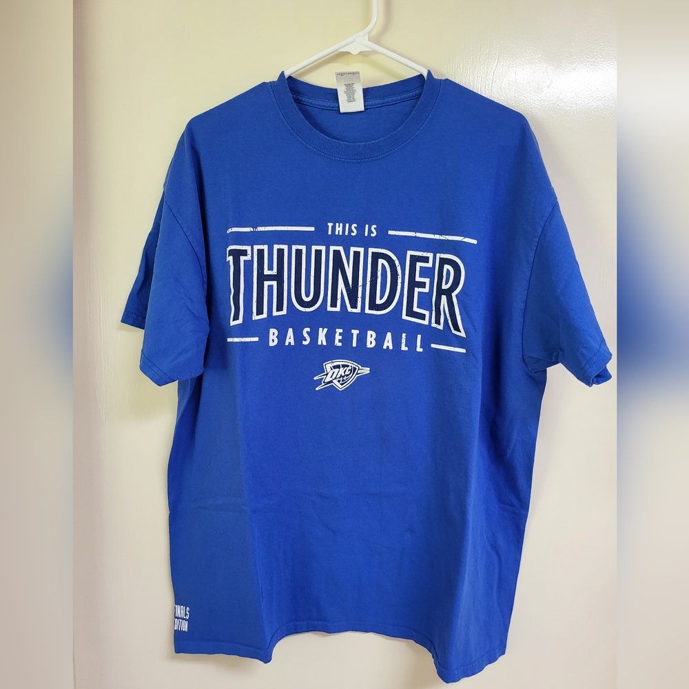 OKC Thunder Thi Is BasketBall Mens Tshirt XL Limited Edition 2016
